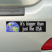 地球はちょうど米国より大きいです バンパーステッカー (車上)