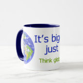 地球はアメリカより大きいです マグカップ (正面左)