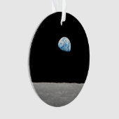 地球は月面地平線の上に上昇する。 オーナメント (正面)
