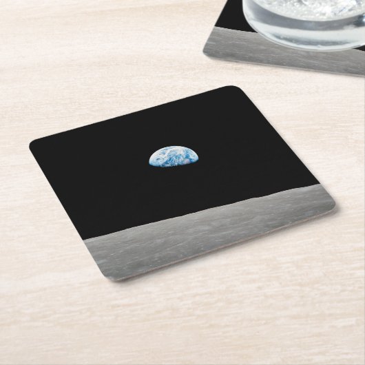 地球は月面地平線の上に上昇する。 スクエアペーパーコースター (アングル)
