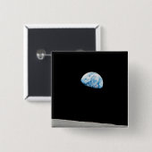 地球は月面地平線の上に上昇する。 缶バッジ (正面&裏面)
