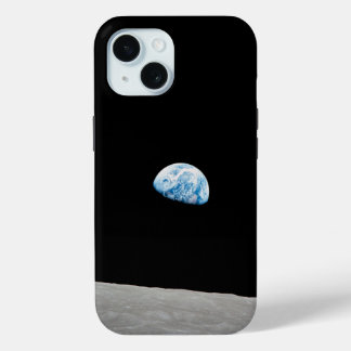 地球は月面地平線の上に上昇する。 iPhone 15ケース