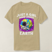 地球を愛する少女 Tシャツ (デザイン正面)