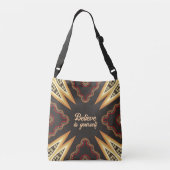 地球エネルギーの部族感動的用語 クロスボディバッグ (裏面)