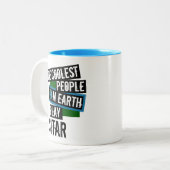 地球クールの人々のシタ遊ール ツートーンマグカップ (正面左)