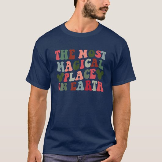 地球上で最も不思議な場所 Tシャツ (正面)