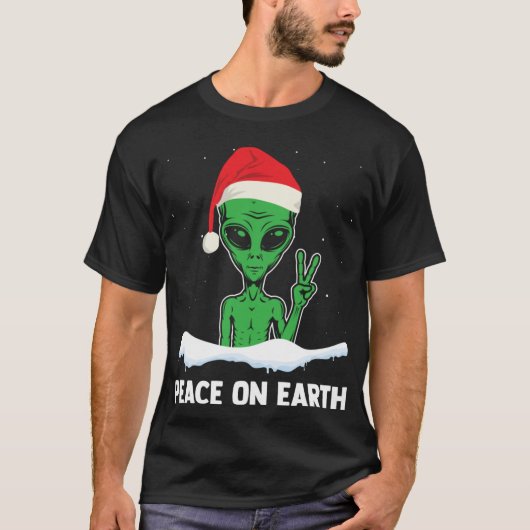 地球上の平和 楽しいクリスマス サンタクロースの帽子 クリスマス Tシャツ (正面)