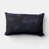 地球地図地球の都市の夜のライト。 ランバークッション (裏面)