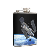 地球軌道上のハッブル宇宙望遠鏡 NASA公式写真 フラスク (右)