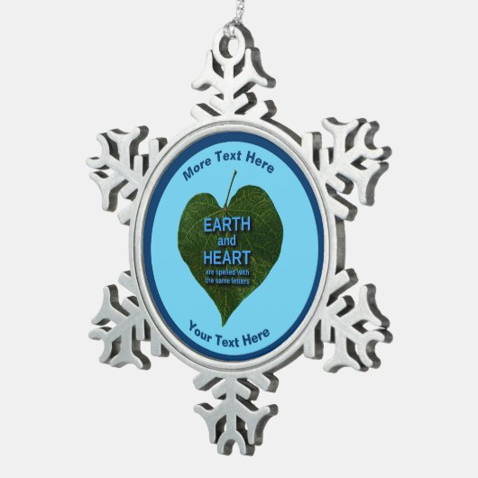 地球 – ハートアナグラム スノーフレークピューターオーナメント (右)