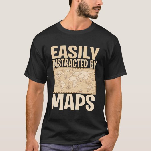 地理おもしろい先生 – マップで簡単に気を散らす Tシャツ (正面)