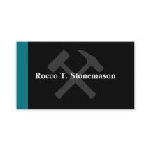 地質学者が岩ハンマーのシールドを越えた