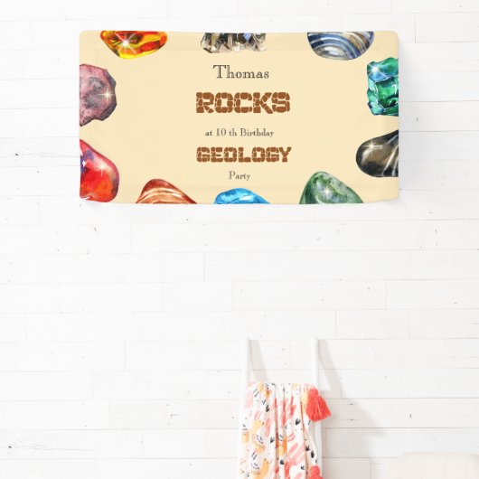地質学誕生会の岩の宝石 横断幕 (インサイチュ)