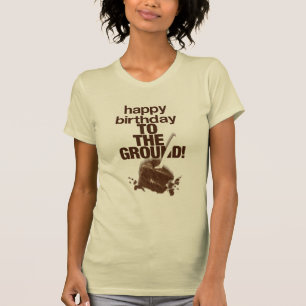 地面に Tシャツ