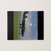 地面のB25、Side_WWIIの右の飛行機 ジグソーパズル (横)