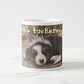 垂直なTuckeredは襲います ジャンボコーヒーマグカップ (正面)