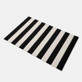 垂直ストライプ白黒ストライプの ドアマット (アングル)