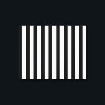 垂直ブラックとホワイトのクラシックストライプ キャンバスプリント<br><div class="desc">水平または垂直ファッションのレトロなスタイルフェスティバルストライプスタイルはモダン、常に自分またはリスト上の特別な誰かのために素晴らしカスタムクラシックギフトのために作るグラフィック大事な行事であり、これらは必ずあらゆるに印象を与える。以下の「このデザイ頼ナ」の電子メールのリンクを使用して、お客様が持っている特別なデザインリクエストやカスタマイズのプロジェクトの支援を行うために電子メールを送信する。導入</div>