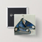 型枠のアールヌーボーのペンダント蝶、c.190 缶バッジ (正面&裏面)