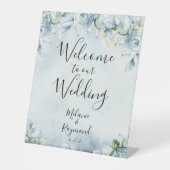 埃っぽい青いフローラ水の色へようこそ結婚の 台座サイン (正面)