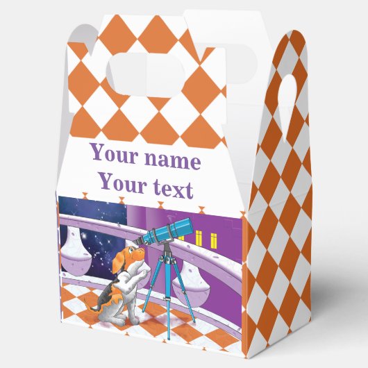 城の中に浮かぶベージュの子犬と望遠鏡 フェイバーボックス (オープン)