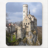 城伝統的オンクリフ曇り日 マウスパッド (正面)