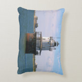 執事の平たい箱灯台、MAのアクセントの枕 アクセントクッション (裏面(縦))