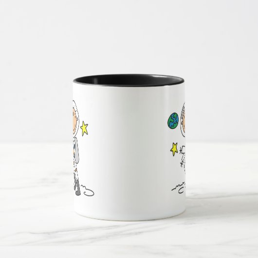 基本的な宇宙飛行士のTシャツおよびギフト マグカップ (中央)