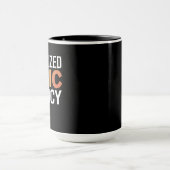 基本的な礼儀によって急進化した民主主義の社会 マグカップ (中央)