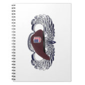 基本的な空中の翼に特別に設計されたベレー ノートブック (正面)