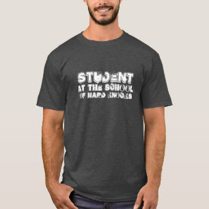 堅いノックの学校 Tシャツ
