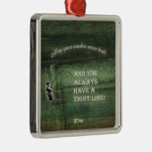 堅い行|のwadersは決して魚釣りの願いを漏らしませんでしたり、飛ばしません メタルオーナメント (右)