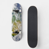 場所に煙が見える北米。 スケートボード (正面)