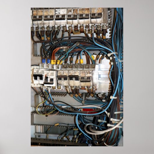 場所失った- Alter Elektroschrank -詳細 ポスター (正面)