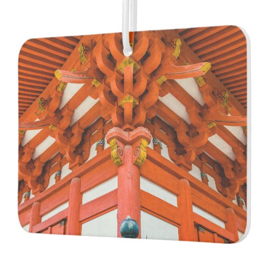 塔のボトムアップの視点、宮島 カーエアーフレッシュナー (左)