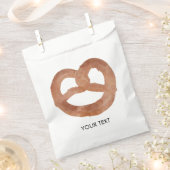 塩味のソフトプレッツェル カスタムテキスト フェイバーバッグ (クリップ留めされた状態)