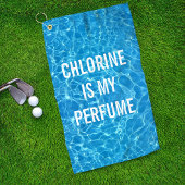 塩素は私の香水スイミングプールのタイポグラフィである ゴルフタオル