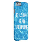 塩素は私の香水スイミングプールのタイポグラフィである Case-Mate iPhoneケース (裏面/右)