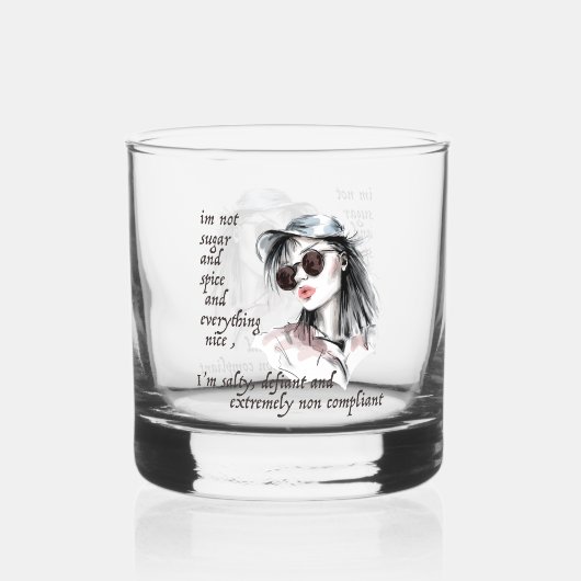塩辛く反抗的な ウイスキーグラス (正面)