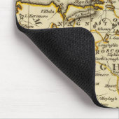 境界が輪郭付きのアイルランド マウスパッド (コーナー)