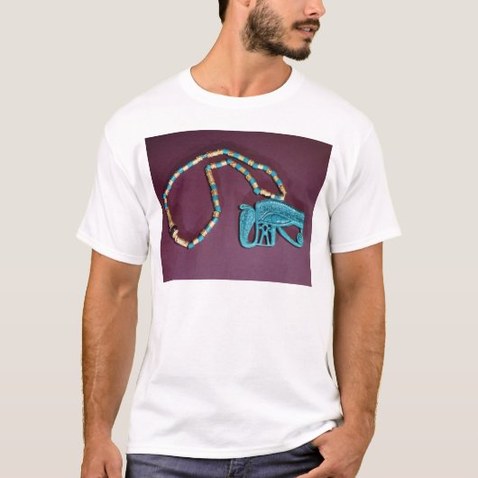 墓から、の胸RAの目 Tシャツ (正面)