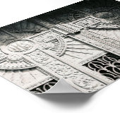 墓の上で十字架を架ける ポスター (角)