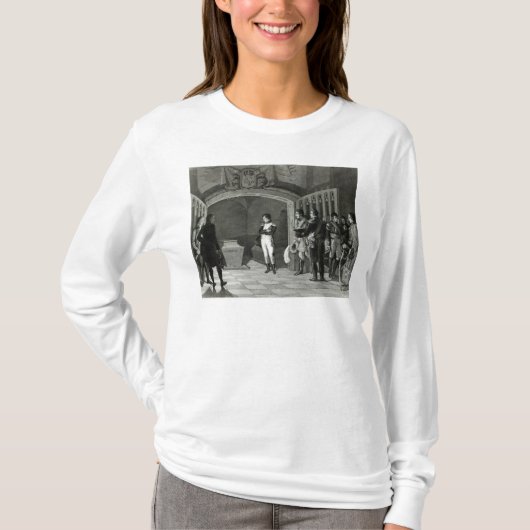 墓の前にめい想しているナポレオン Tシャツ (正面)