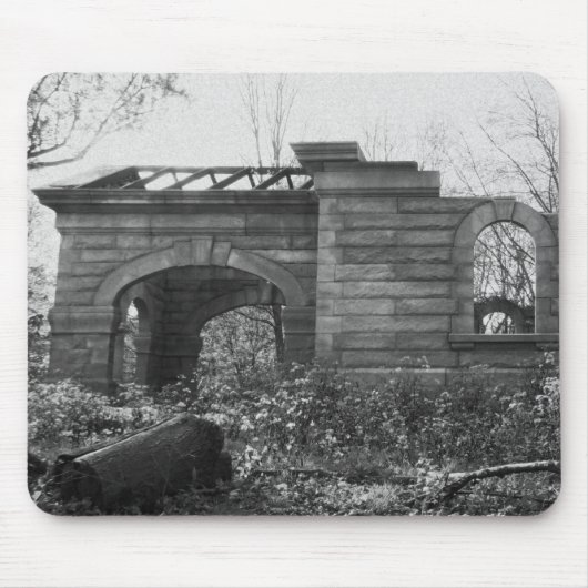 墓の廃墟を受け取る マウスパッド (正面)