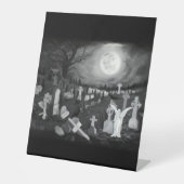 墓地の夜 – 天使と悪魔 台座サイン (正面)
