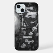 墓地の夜 – 天使と悪魔 iPhoneケース (裏面)