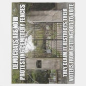 墓地フェンス フリースブランケット (正面)