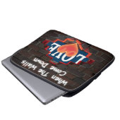 壁がダウンした来時 ラップトップスリーブ (正面下部)