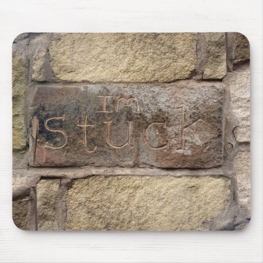 壁にもう一つ煉瓦が積み上がっている マウスパッド (正面)