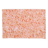 壁のテクスチャのように見える、サーモンカラー 枕カバー (正面左)